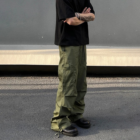 Baggy green cargo pants