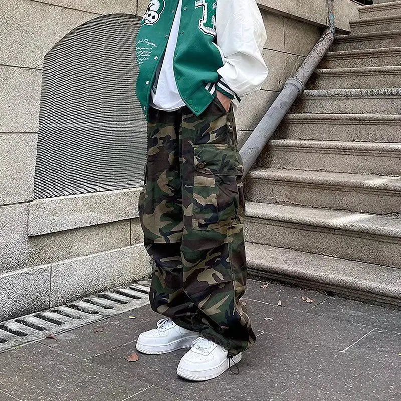 Baggy military cargo pants