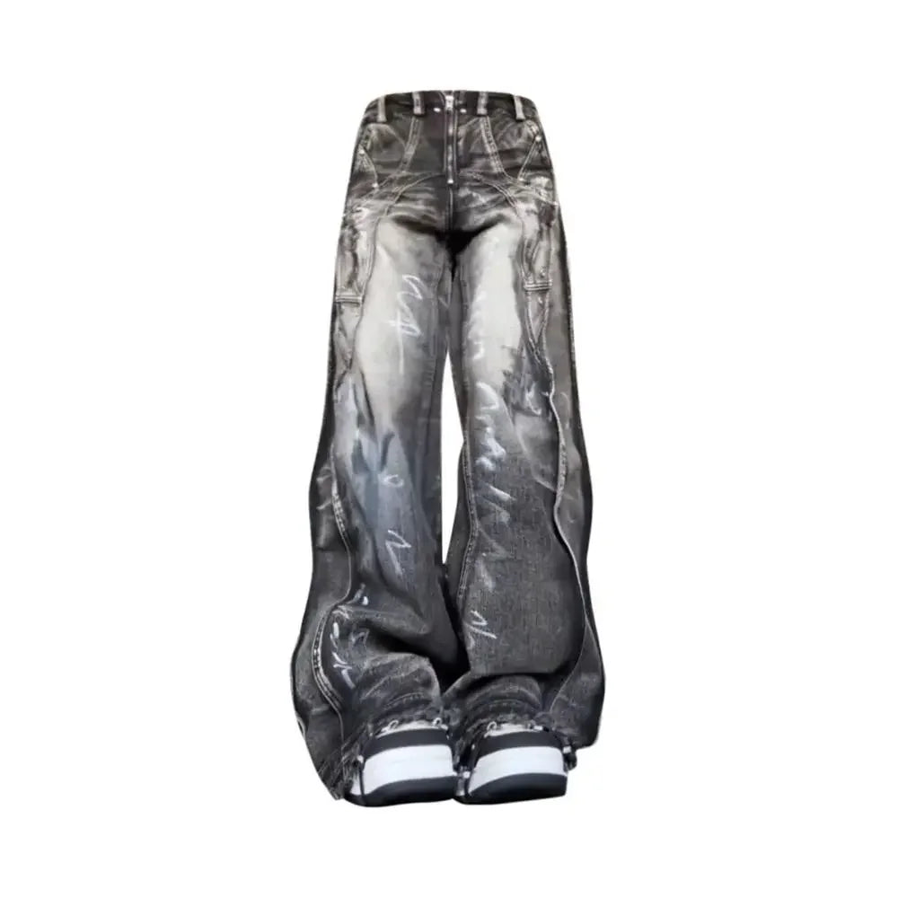 Baggy graffiti jeans